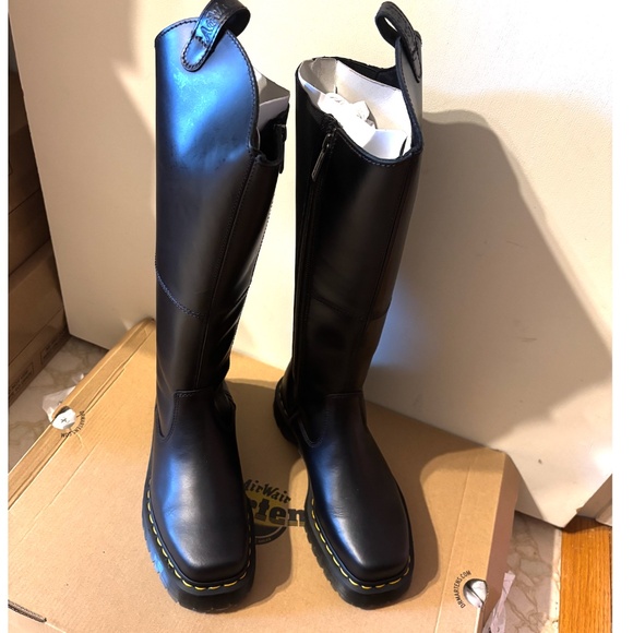 Dr Martens black Amaayah knee high leather riding boots NWT - Picture 3 of 7